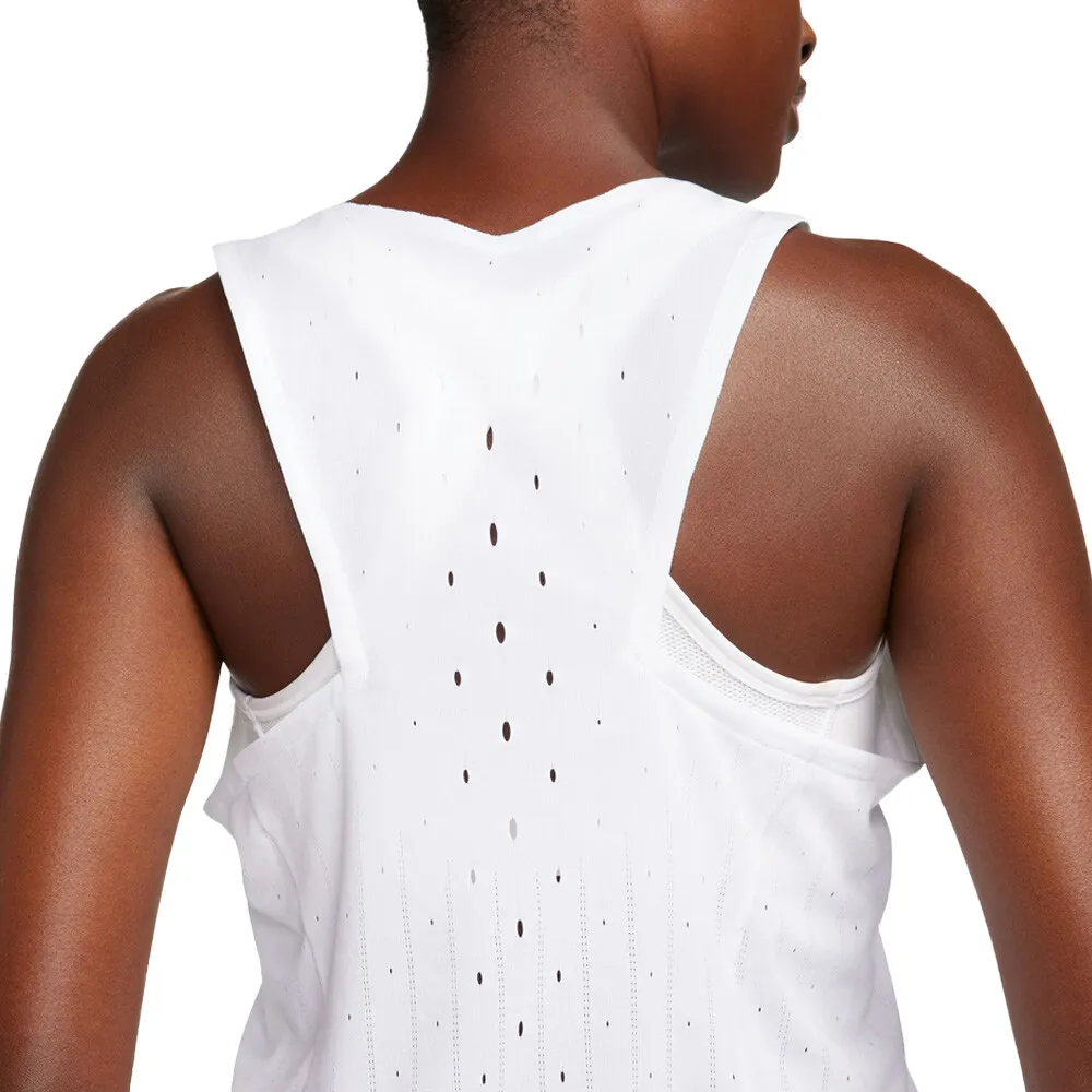 Nike Dri-FIT ADV Aeroswift Canottiera da donna - AW24