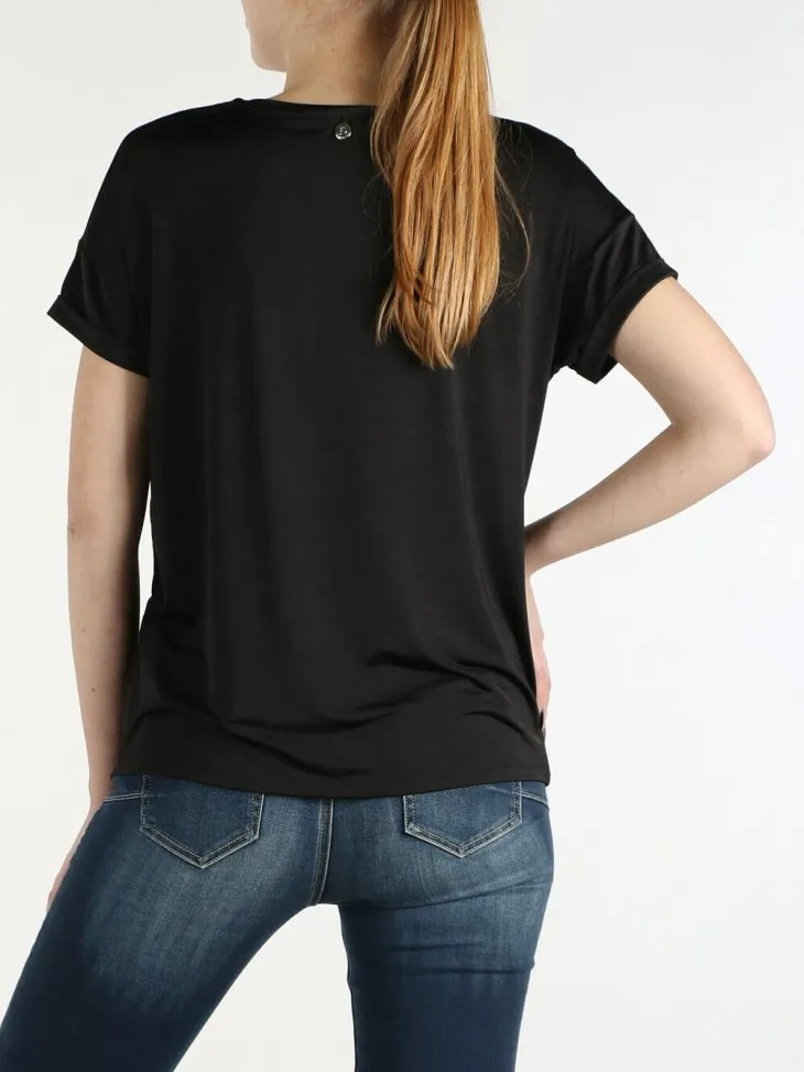 T-SHIRT VOLTO IN PAILLETTES NERE